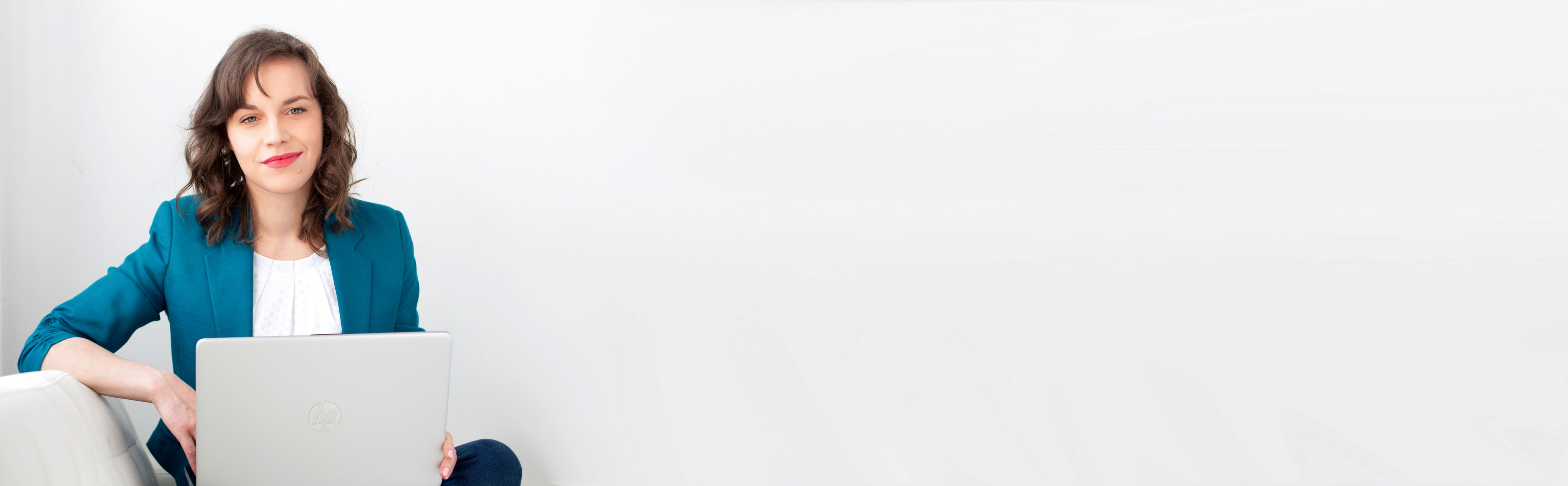 Anda Viktória - életvezetési és karrier coach, egyéni konzultációkat tart online.